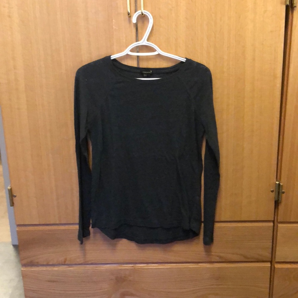 Forever 21 long sleeved shirt